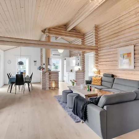 Holiday home Gorgeous In Vaeggerlose With Kitchen Boto By