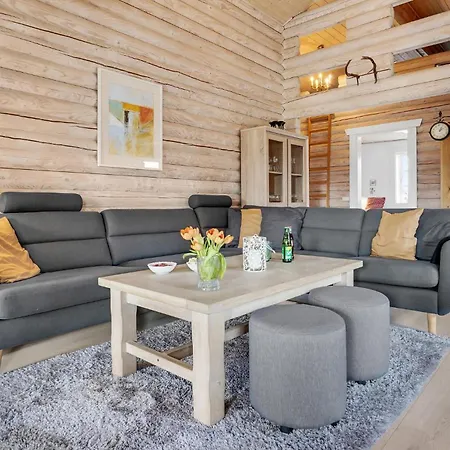 Gorgeous In Vaeggerlose With Kitchen